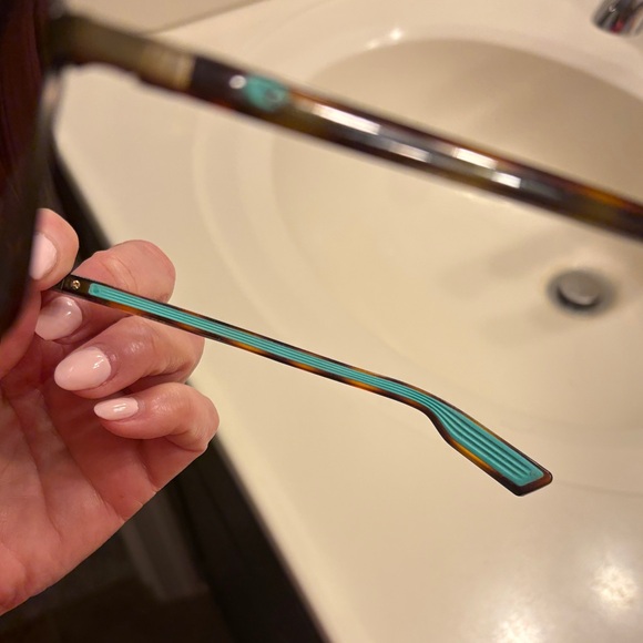 Costa Sunglasses with Red Lenses and Black Frame - Picture 3 of 3